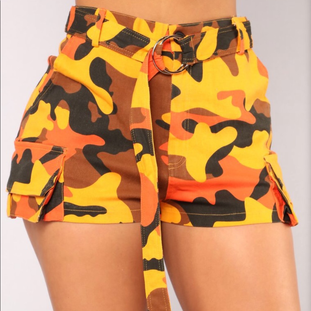 Shorts - Picture 2 of 4